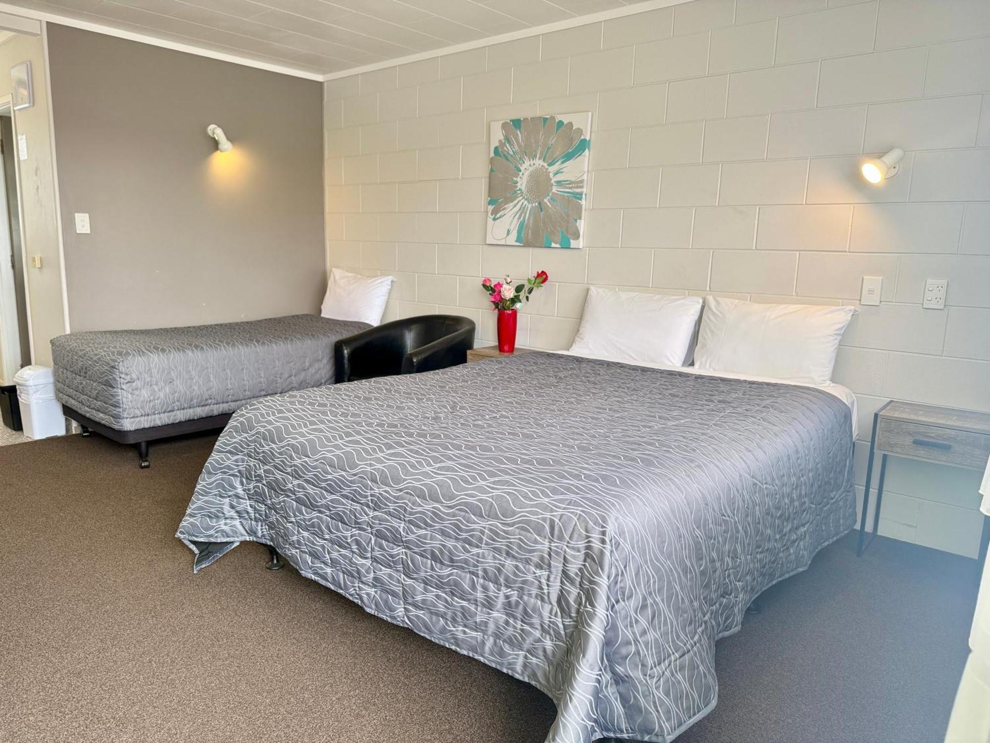 Continental Motel Whangarei Exterior photo
